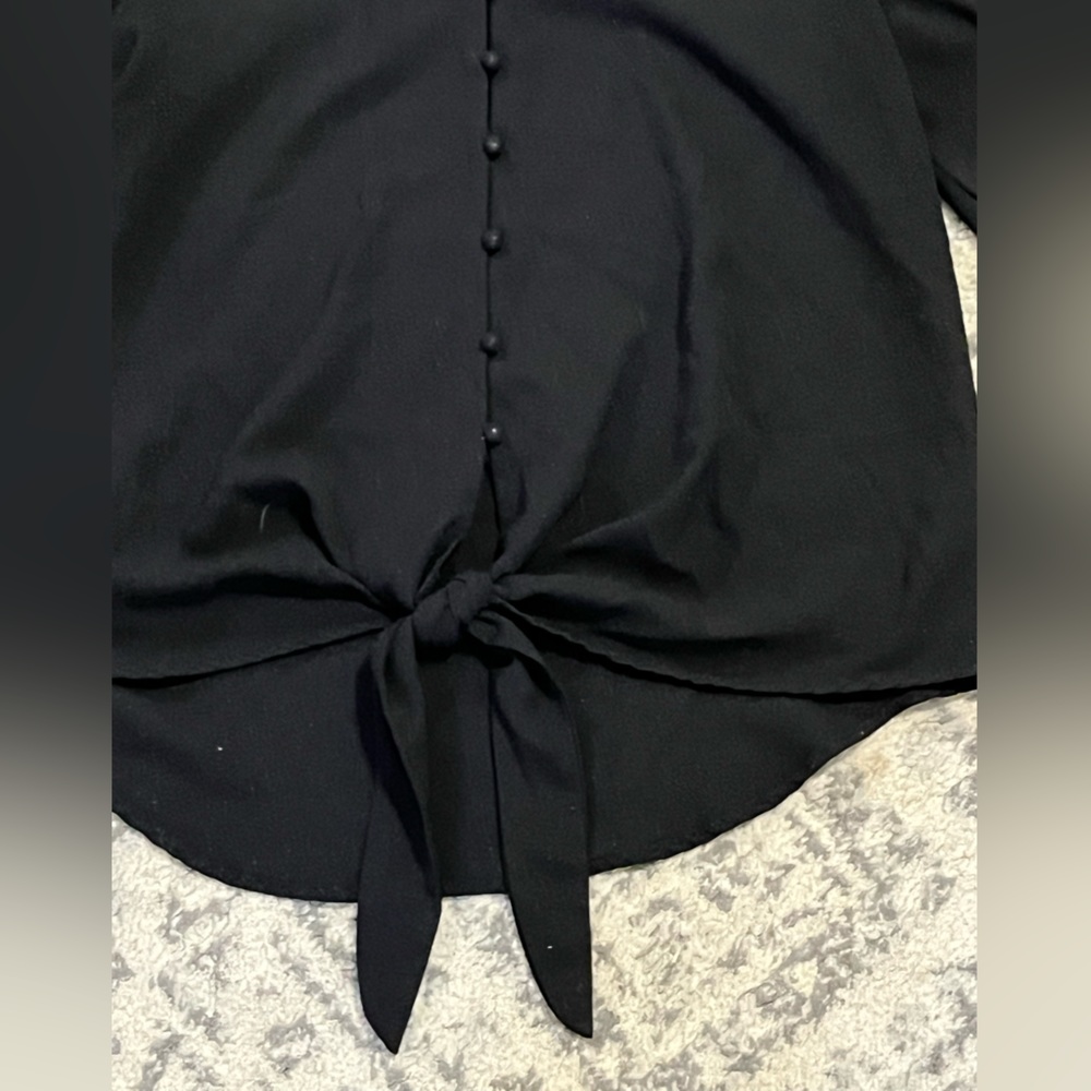Black tie blouse with buttons